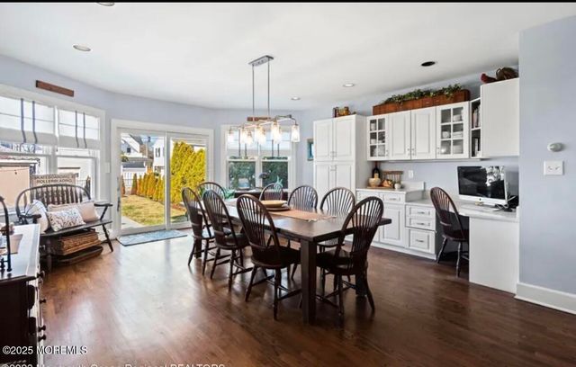 512 Lincoln Avenue, Avon-by-the-sea, NJ 07717