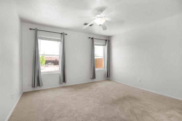 20 Aldea Place, Los Lunas, NM 87031