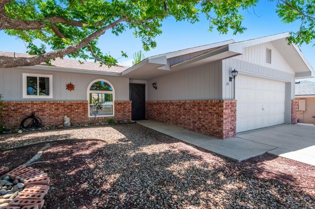 20 Aldea Place, Los Lunas, NM 87031