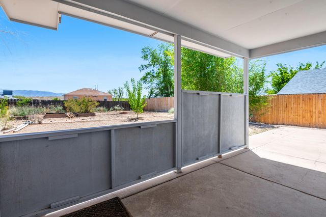 20 Aldea Place, Los Lunas, NM 87031