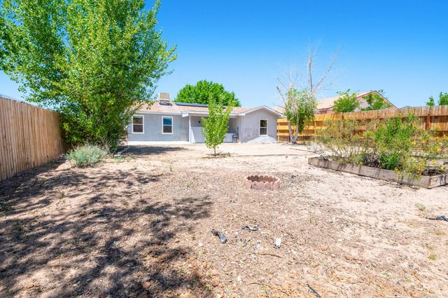 20 Aldea Place, Los Lunas, NM 87031