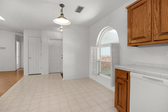 20 Aldea Place, Los Lunas, NM 87031