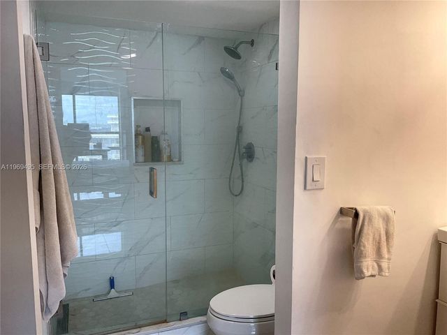 1450 Brickell Bay Dr 1602, Miami, FL 33131