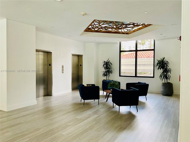 1450 Brickell Bay Dr 1602, Miami, FL 33131