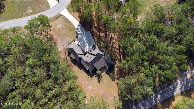 10 Magnolia Crossing Road, Sumrall, MS 39482
