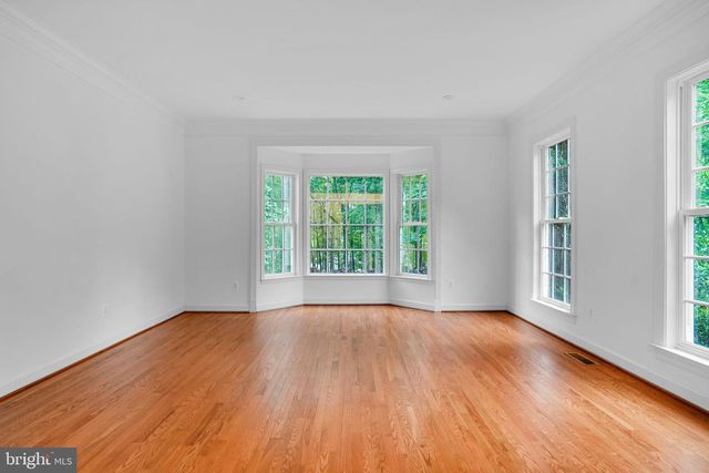 2299 MOUNTAIN RD, Haymarket, VA 20169