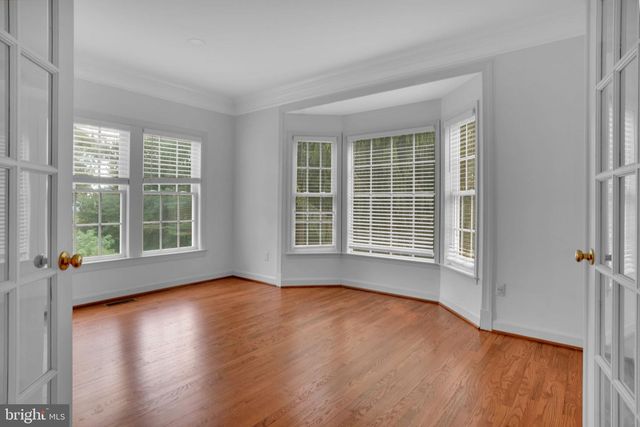 2299 MOUNTAIN RD, Haymarket, VA 20169