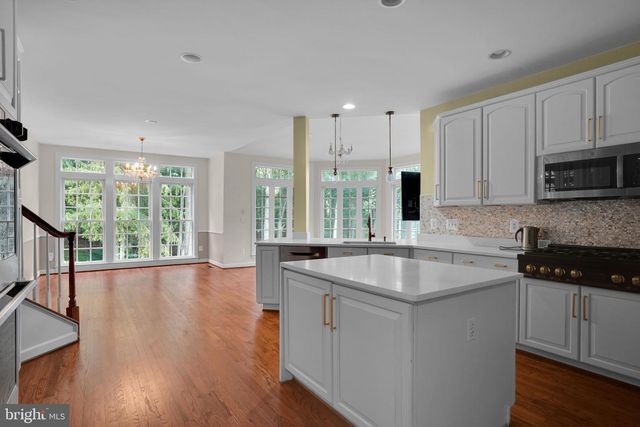 2299 MOUNTAIN RD, Haymarket, VA 20169