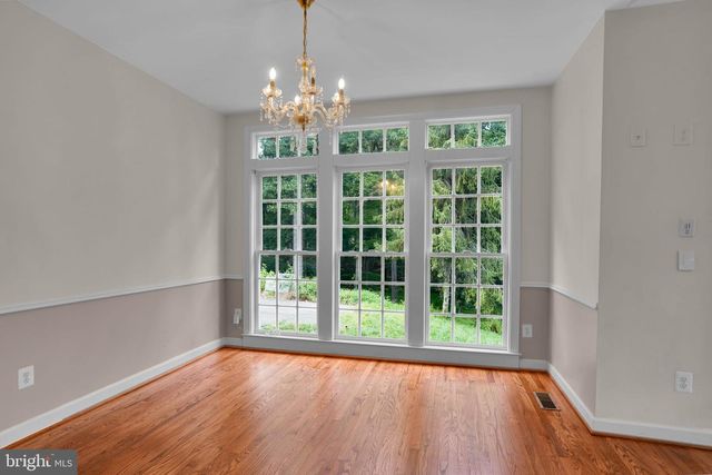 2299 MOUNTAIN RD, Haymarket, VA 20169