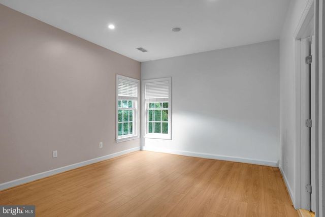 2299 MOUNTAIN RD, Haymarket, VA 20169