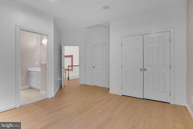 2299 MOUNTAIN RD, Haymarket, VA 20169