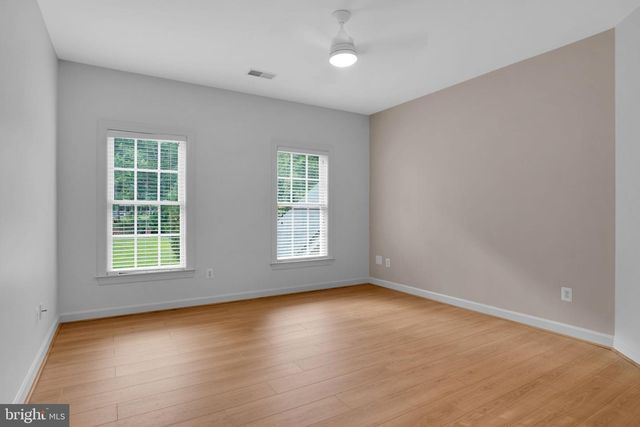 2299 MOUNTAIN RD, Haymarket, VA 20169