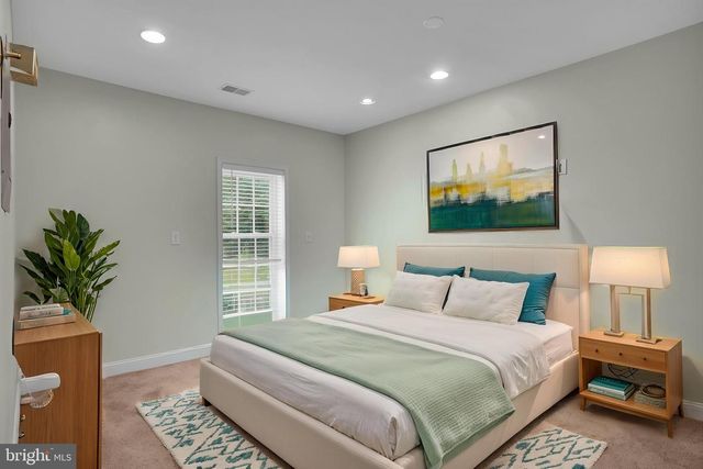 2299 MOUNTAIN RD, Haymarket, VA 20169