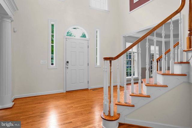 2299 MOUNTAIN RD, Haymarket, VA 20169