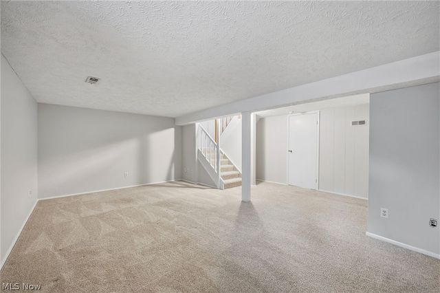 7396 S Chestnut Commons Drive, Mentor, OH 44060