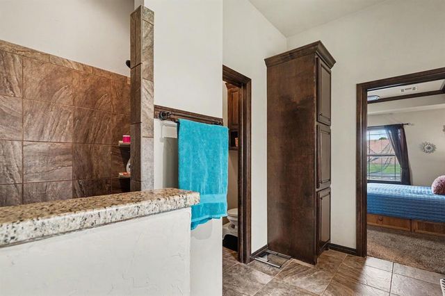 11920 SW 18th Street, Yukon, OK 73099