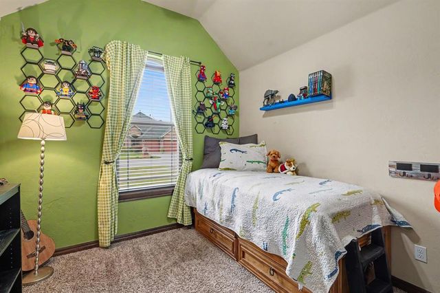 11920 SW 18th Street, Yukon, OK 73099