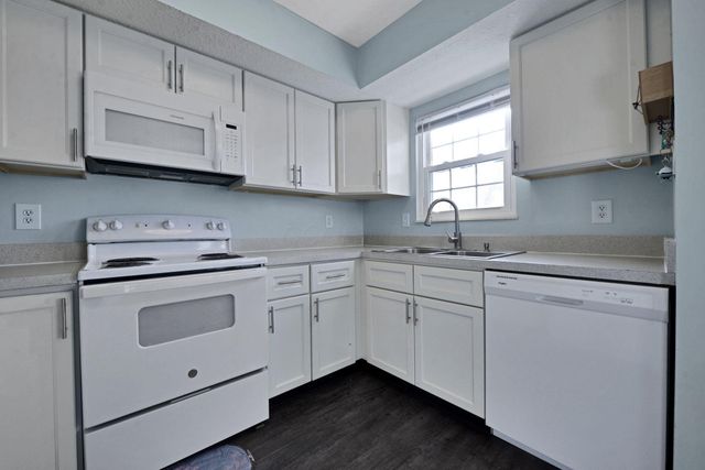 1221 Bethel Road, Columbus, OH 43220