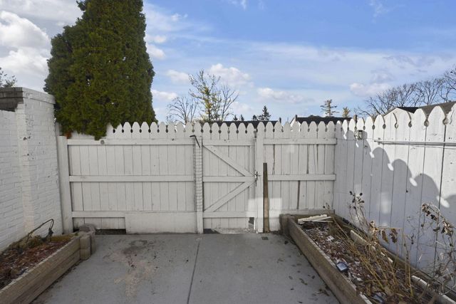 1221 Bethel Road, Columbus, OH 43220