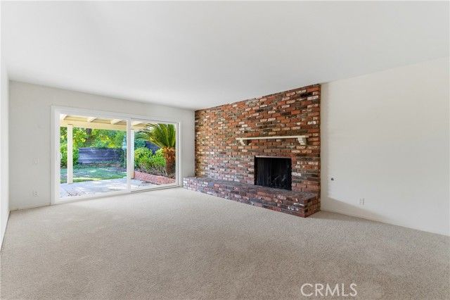 26136 Veva Way, Calabasas, CA 91302