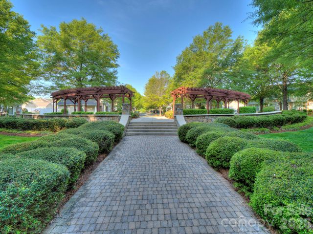 8029 Whitehawk Hill Road, Waxhaw, NC 28173