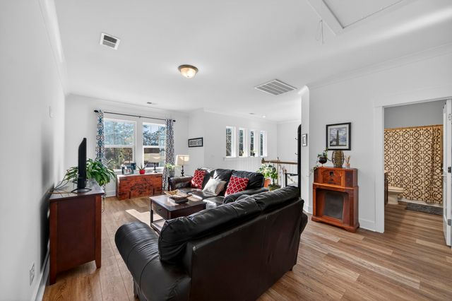 6128 Highway 165, Ravenel, SC 29470