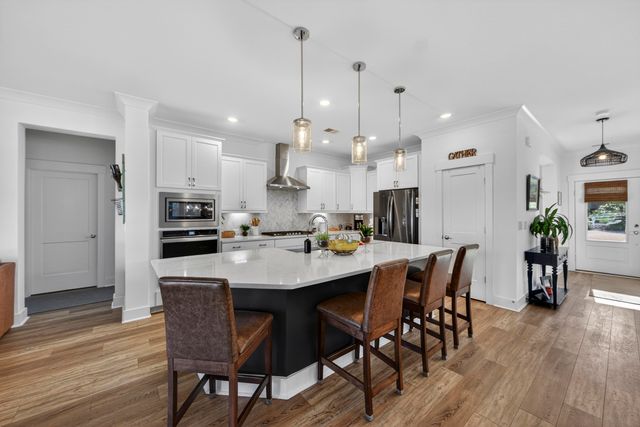 6128 Highway 165, Ravenel, SC 29470