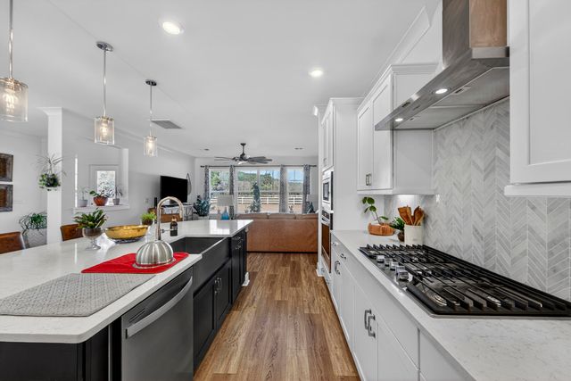 6128 Highway 165, Ravenel, SC 29470