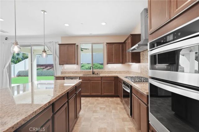 34282 Kensington, Murrieta, CA 92563