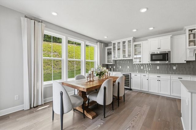 300 Crest Ln, Adams Twp, PA 16046