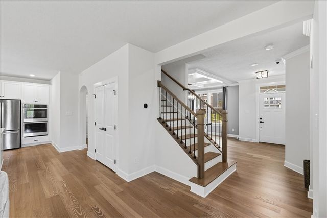 300 Crest Ln, Adams Twp, PA 16046