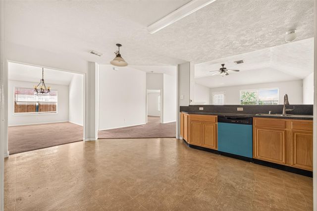 3602 Clayton Trace Trail, Houston, TX 77082