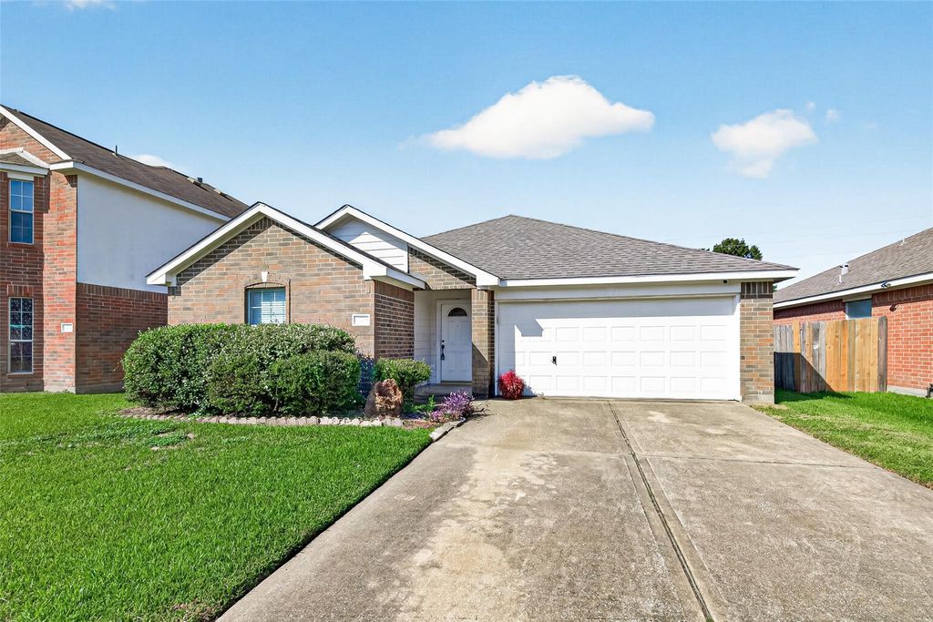 3602 Clayton Trace Trail, Houston, TX 77082
