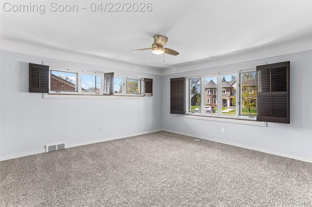 409 Crescent Drive, Dearborn, MI 48124