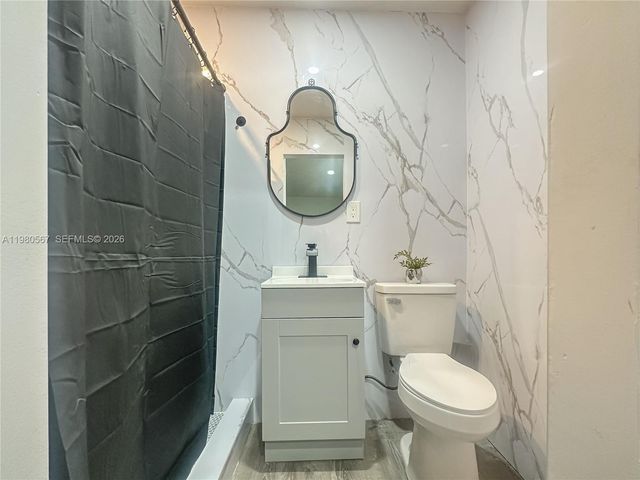 15400 SW 169th Ln Side, Miami, FL 33187