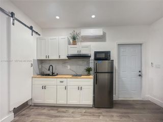 15400 SW 169th Ln Side, Miami, FL 33187