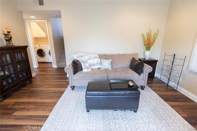16084 Fame, Huntington Beach, CA 92649