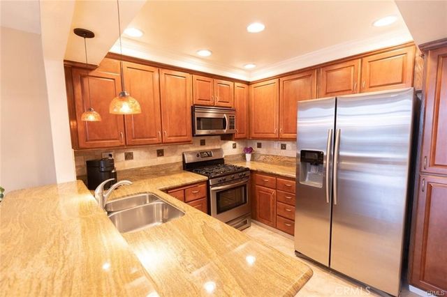 16084 Fame, Huntington Beach, CA 92649
