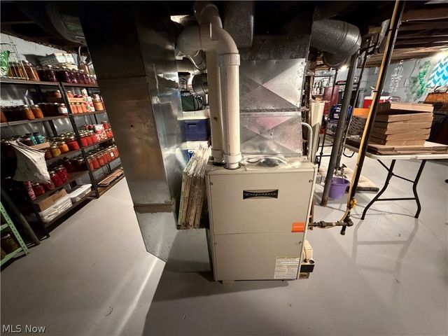 893 Maxwell Avenue, Millersburg, OH 44654