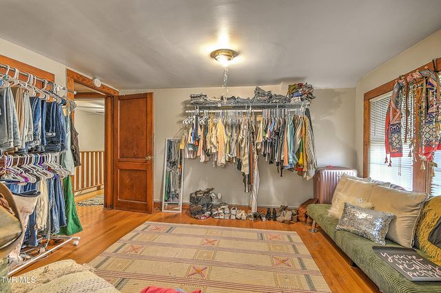 200 & 202 West Main Street, Mount Carmel, TN 37645