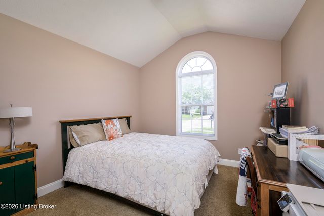 5015 Black Falcon Way, Shelbyville, KY 40065