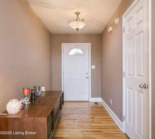 5015 Black Falcon Way, Shelbyville, KY 40065