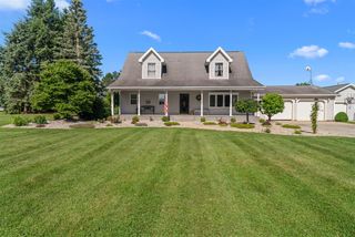 5160 Barker Road, Jonesville, MI 49250