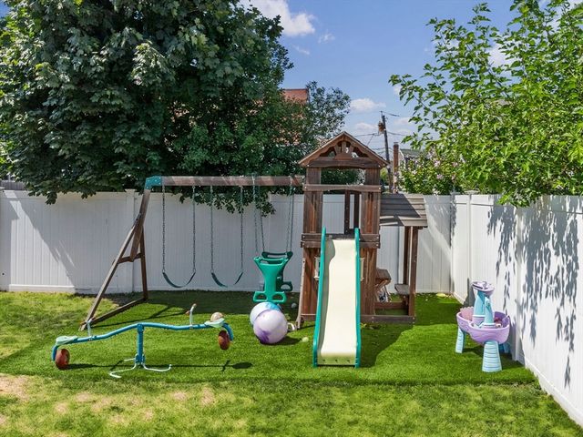 176 Gore Rd, Revere, MA 02151