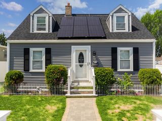176 Gore Rd, Revere, MA 02151