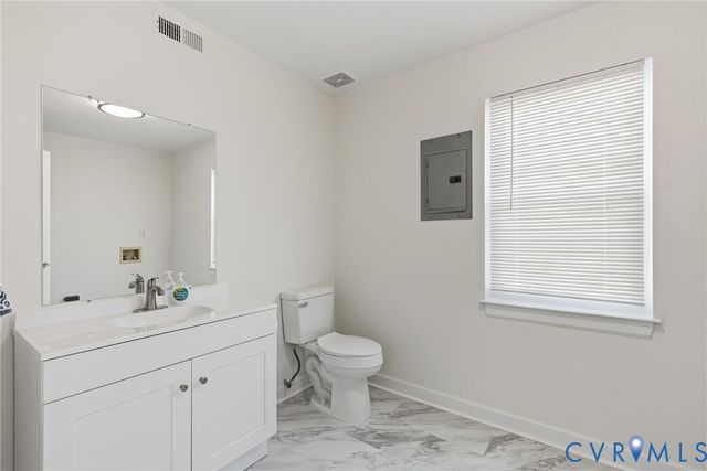 3230 Ransom Hills Rd, North Chesterfield, VA 23237