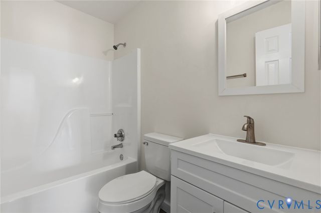 3230 Ransom Hills Rd, North Chesterfield, VA 23237