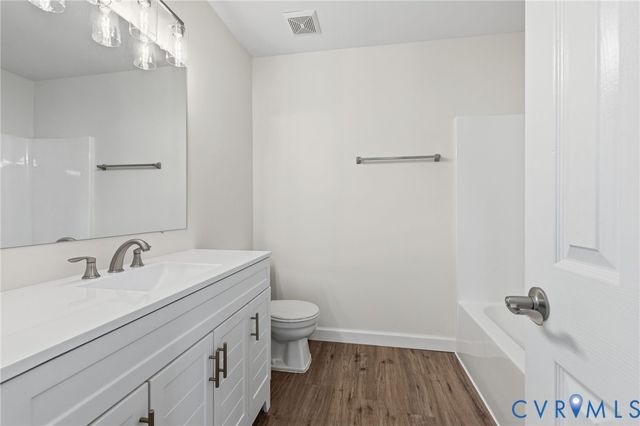 3230 Ransom Hills Rd, North Chesterfield, VA 23237