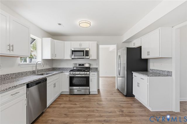 3230 Ransom Hills Rd, North Chesterfield, VA 23237