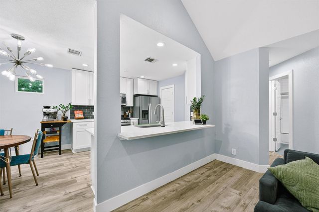 3202 Rockhurst LN, Austin, TX 78723